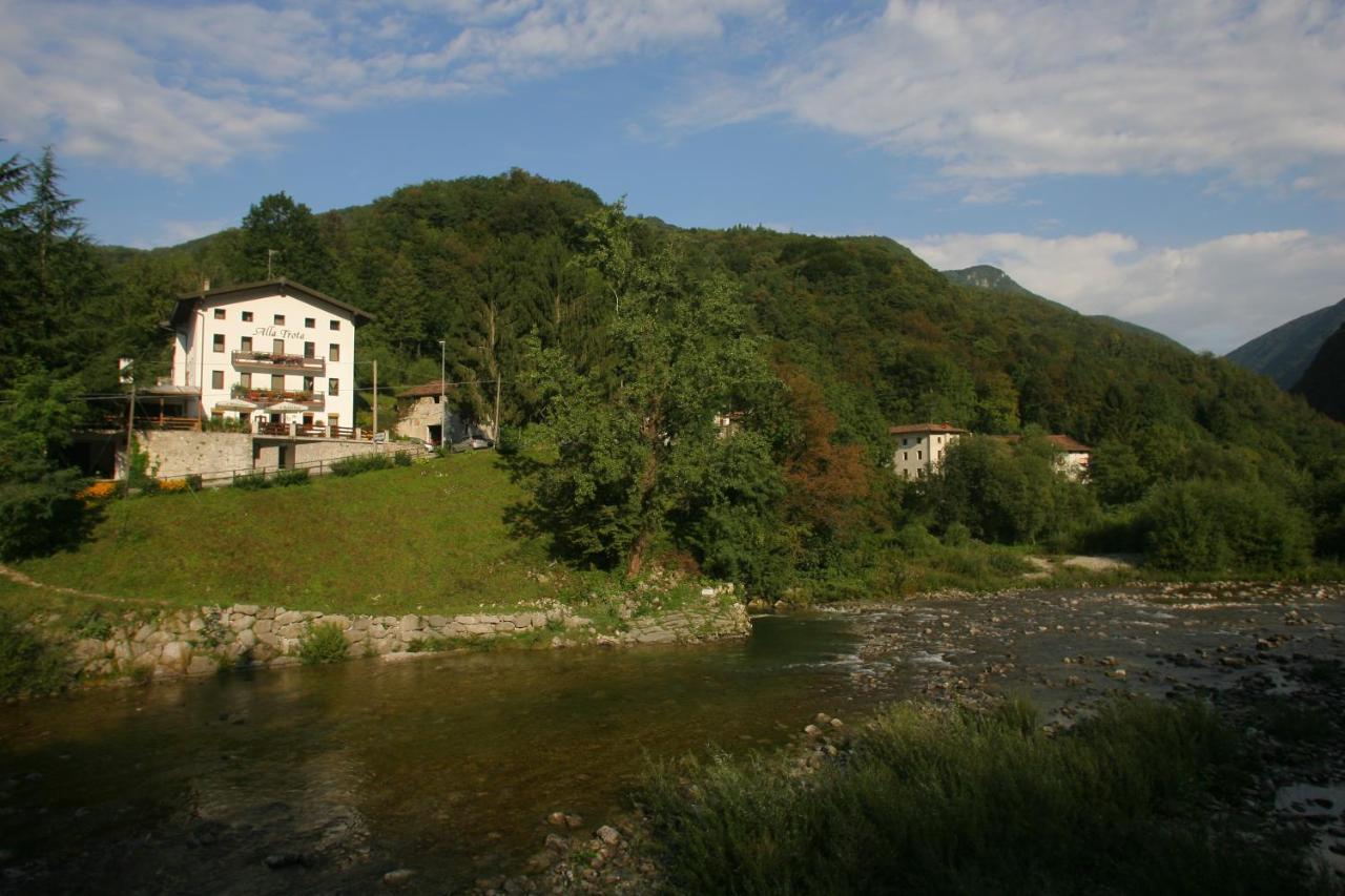 Albergo Alla Trota Pulfero 外观 照片